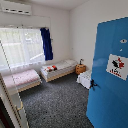 Rugby Club Hostel Esztergom Exterior photo